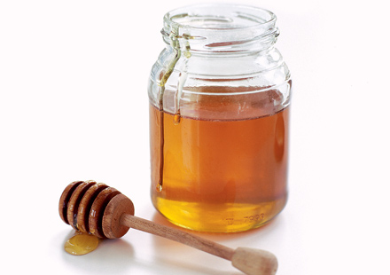 Miele, le proprietà benefiche